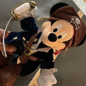 🏴‍☠️ Mickey Mouse Pirates of the Caribbean - Approx 11 inches. Smoke & PetFree